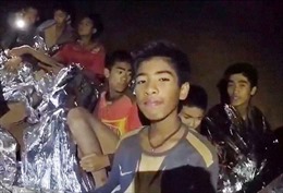 Lo ngại sức khỏe và tâm lý của các thành viên đội bóng thiếu niên Thái Lan sau khi được giải cứu