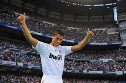 Ronaldo rời Real: Chia tay ‘mối tình thập kỷ’