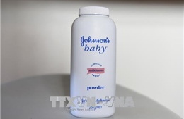 Tập đoàn Johnson & Johnson bị phạt hàng tỷ USD do sản phẩm chứa chất gây ung thư 
