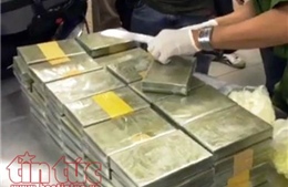Táo tợn xách vali 40 bánh heroin từ Điện Biên về Hà Nội