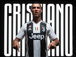 Những hình ảnh ấn tượng ngày Ronaldo chính thức gia nhập Juventus