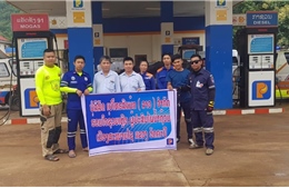 Petrolimex Lào hỗ trợ xăng dầu các xe cứu hộ vụ vỡ đập thủy điện