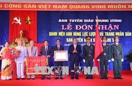 Ban Tuyên huấn Khu ủy Khu V đón nhận danh hiệu Anh hùng Lực lượng vũ trang nhân dân