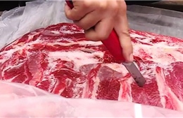 Đấu giá 170 tấn thịt trâu đông lạnh: Buộc tái xuất hoặc tiêu hủy toàn bộ