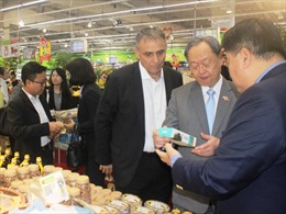 Bộ trưởng Thương mại Thái Lan tìm hiểu về nông sản Việt Nam