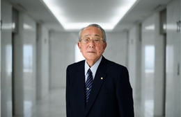 Nhà sư Nhật Bản trở thành CEO hồi sinh Japan Airlines từ vực phá sản