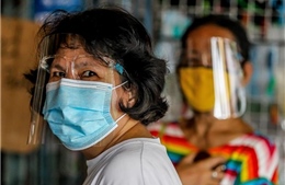 COVID-19 tại ASEAN hết 18/8: Thái Lan cảnh báo làn sóng mới, kinh tế Philippines u ám 