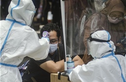 COVID-19 tại ASEAN hết 7/11: Toàn khối gần 24.000 ca tử vong; Campuchia khẩn trương xét nghiệm