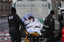 COVID-19 tới 6h sáng 13/12: Mỹ chuẩn bị tiêm vaccine; Italy có số ca tử vong cao nhất châu Âu 