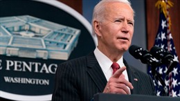 Nhận định trái chiều về vụ Tổng thống Biden ra lệnh không kích Syria