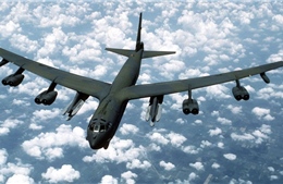 Động cơ mới giúp kéo dài tuổi thọ &#39;pháo đài bay&#39; B-52 Mỹ lên 100 năm