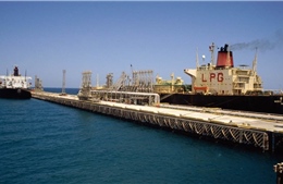Iran bắt 2 tàu chở dầu Hy Lạp trả đũa tiếp tay cho Mỹ 