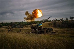 Ukraine phản công trên nhiều mặt trận