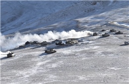 Ấn Độ phát triển xe tăng hạng nhẹ phục vụ chiến tranh ở vùng núi Himalaya