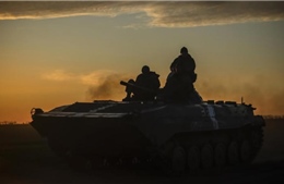 Ukraine nói quân đội Nga vẫn ở hữu ngạn sông Dnipro với các tuyến phòng thủ và vũ khí