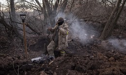 Binh sĩ Ukraine và Nga đối đầu sát sạt ở Bakhmut trong cái lạnh thấu xương