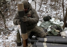 Politico: EU dự kiến chi 1 tỷ euro để mua đạn pháo cho Ukraine