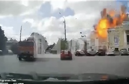 Video tên lửa S-200 Ukraine tấn công thành phố cảng của Nga