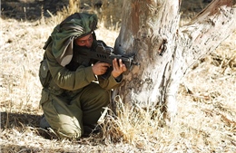 Lý do lính Israel đội &#39;mũ đầu bếp&#39; khi chiến đấu