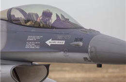 Phi công Ukraine chạy đua với thời gian để làm chủ chiến đấu cơ F-16