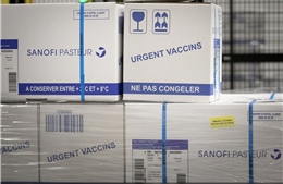 Politico: EU vẫn nhận vaccine COVID-19 tới năm 2027 sau khi bỏ phí hàng trăm triệu liều