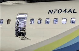 Bộ Tư pháp Mỹ điều tra hình sự về sự cố bung cửa máy bay của Alaska Airlines