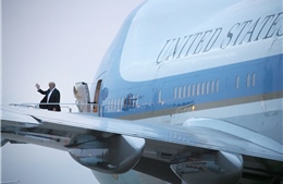 Rộ tranh cãi việc Tổng thống Trump nhận quà xa xỉ từ Qatar làm chuyên cơ Không lực Một