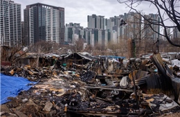 Người nghèo khu ổ chuột Gangnam bám trụ giữa làn sóng giải tỏa