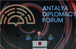 Thế giới tìm lời giải khi nước Mỹ vừa cần thiết vừa khó lường