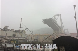 Thương vong trong vụ sập cầu ở Italy tiếp tục tăng