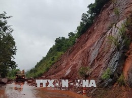  Xử lý sự cố sạt lở do mưa lũ trên Quốc lộ 6 đoạn qua Sơn La