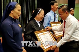 TP Hồ Chí Minh biểu dương 85 gương điển hình đồng bào Công giáo 