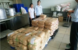 Công ty Kiều Giang xuất trình hóa đơn của 1.029 kg phụ gia bị niêm phong