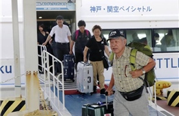 Nhật Bản: 5000 hành khách mắc kẹt tại sân bay khi bão Jebi và động đất đồng thời ập tới