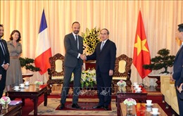 Bí thư Thành ủy Thành phố Hồ Chí Minh Nguyễn Thiện Nhân hội kiến Thủ tướng Cộng hòa Pháp