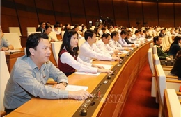 Quốc hội thảo luận tại tổ về bốn dự án Luật quan trọng