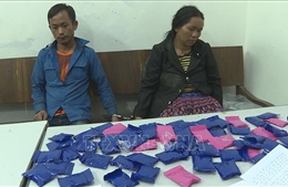 Bắt 2 đối tượng quốc tịch Lào vận chuyển 12.000 viên ma túy tổng hợp