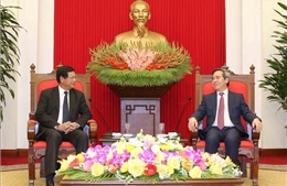 Trưởng ban Kinh tế Trung ương tiếp Đoàn công tác Viện Nghiên cứu Kinh tế quốc gia Lào