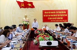Cán bộ, đảng viên phải tiên phong trong sử dụng hàng Việt