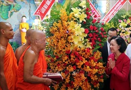Trưởng Ban Dân vận Trung ương chúc mừng lễ Phật đản tại Sóc Trăng