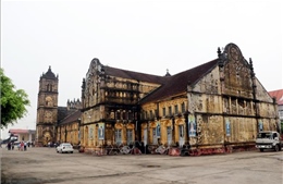 Yêu cầu kiểm tra thông tin xây dựng lại Nhà thờ Bùi Chu ở Nam Định