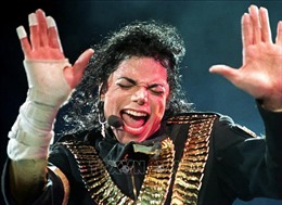 Sony thông báo rút 3 ca khúc gây tranh cãi của Michael Jackson 