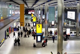 Sự cố kiểm soát không lưu gây gián đoạn hoạt động 2 sân bay lớn nhất nước Anh