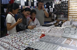 Hơn 450 gian hàng tại Hội chợ mua sắm và ẩm thực hàng Việt Nam - Thái Lan 