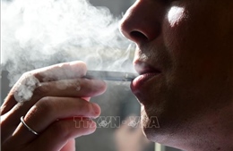 Nghi vấn tổn thương phổi do nhiễm khói hóa chất từ hút thuốc lá điện tử