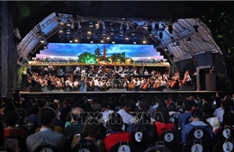 Trên 100 nghệ sĩ giao hưởng trình diễn tại buổi hòa nhạc The Great German Three B’s