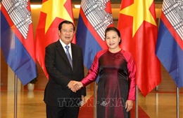 Chủ tịch Quốc hội Nguyễn Thị Kim Ngân hội kiến Thủ tướng Vương quốc Campuchia