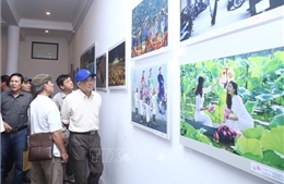 Trao giải và triển lãm cuộc thi ảnh nghệ thuật quốc tế &#39;Tự hào Hà Nội&#39;