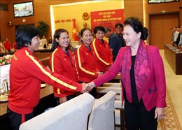 Chủ tịch Quốc hội Nguyễn Thị Kim Ngân gặp mặt Đội tuyển Bóng đá nữ Việt Nam