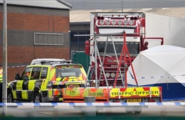 Vụ 39 thi thể trong xe tải ở Anh: Cảnh sát Anh không xác nhận các thông tin đồn đoán